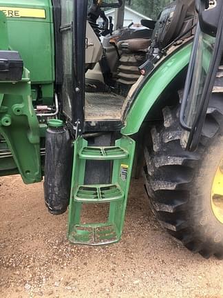 Image of John Deere 6115D equipment image 4