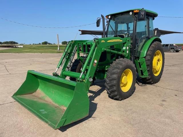 Image of John Deere 6115D equipment image 1