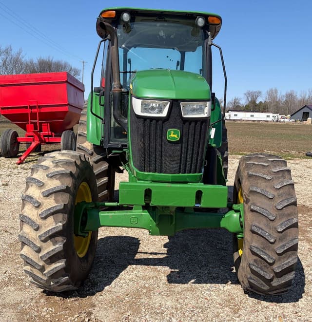 Image of John Deere 6115D equipment image 2