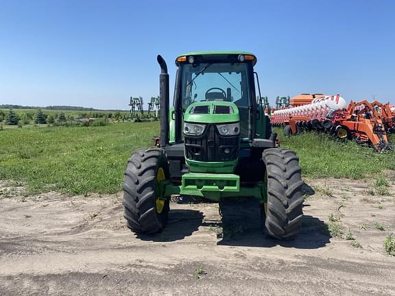 Image of John Deere 6115M equipment image 2