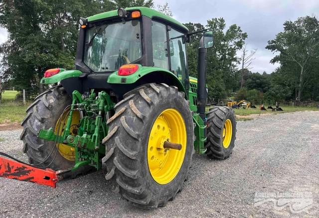 Image of John Deere 6155M equipment image 4