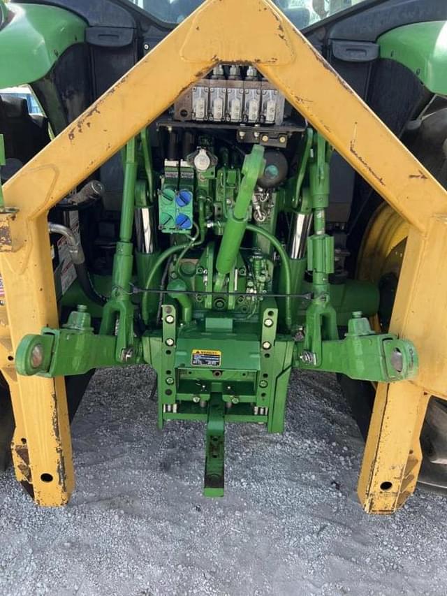 Image of John Deere 6115M equipment image 2