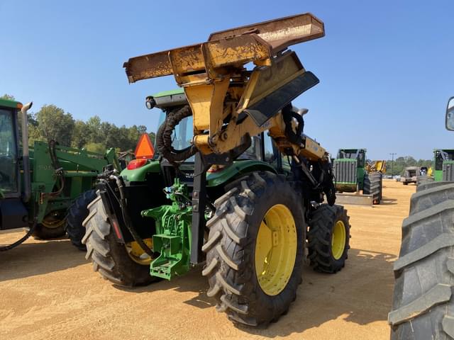 Image of John Deere 6120E equipment image 2