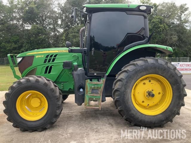 Image of John Deere 6120R equipment image 1