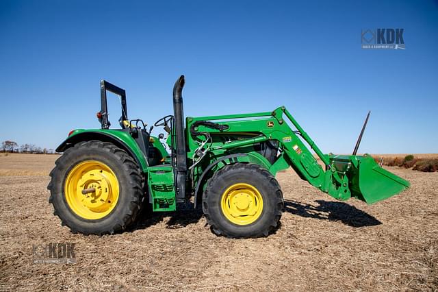 Image of John Deere 6125M equipment image 3