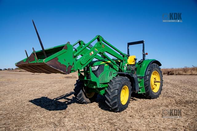 Image of John Deere 6125M equipment image 2