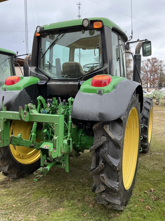 Image of John Deere 6125M equipment image 2