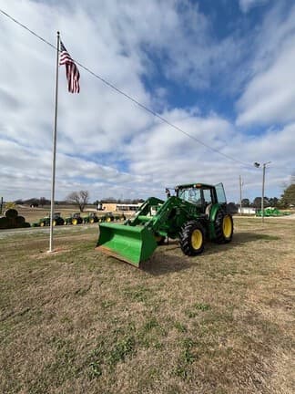 Image of John Deere 6125M equipment image 3