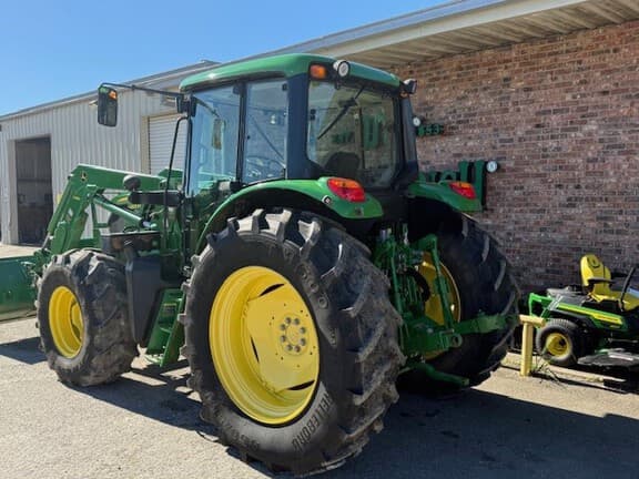 Image of John Deere 6125M equipment image 4