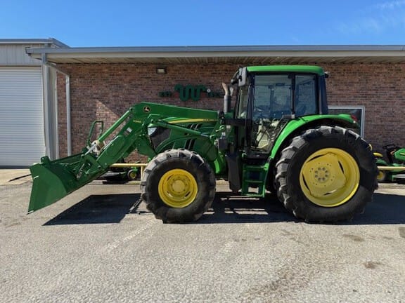 2015 John Deere 6125M Equipment Image0