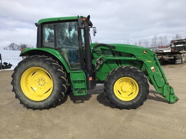 Image of John Deere 6125M equipment image 2