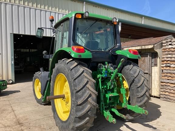 Image of John Deere 6125M equipment image 3