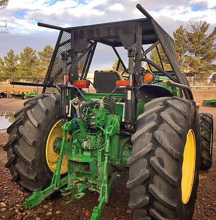 Image of John Deere 6125M equipment image 2