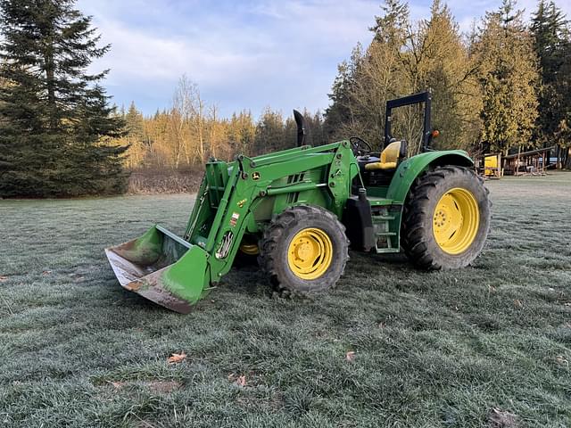 Image of John Deere 6125M equipment image 1