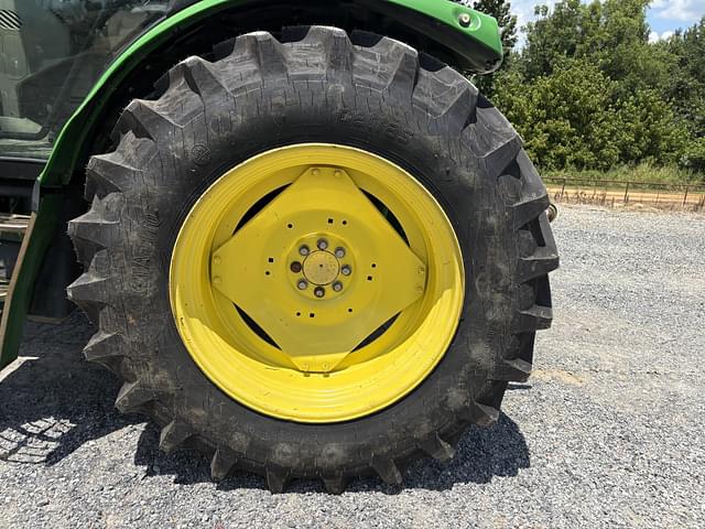 Image of John Deere 6125R equipment image 4
