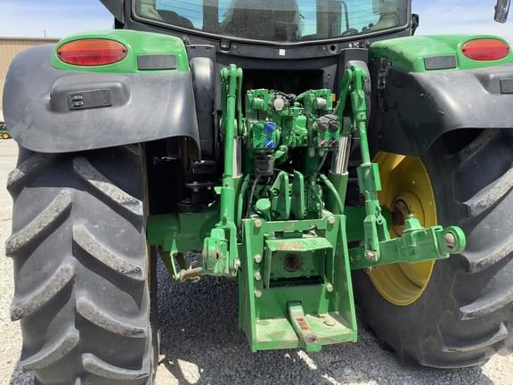 Image of John Deere 6125R equipment image 4