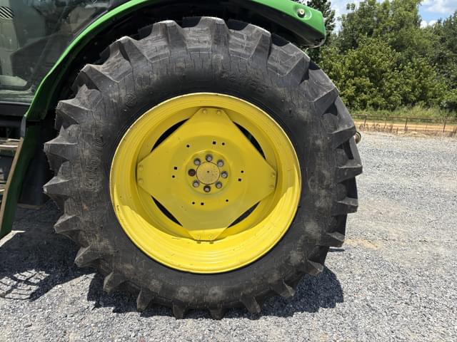 Image of John Deere 6125R equipment image 4