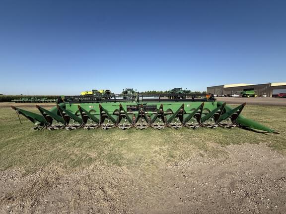 Image of John Deere 612C equipment image 1