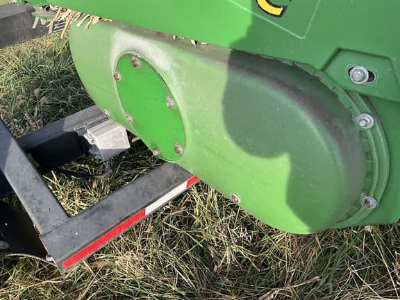 Image of John Deere 612C equipment image 4