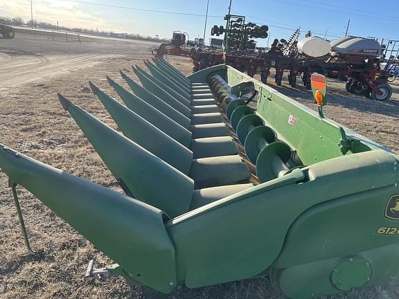 Image of John Deere 612C equipment image 2