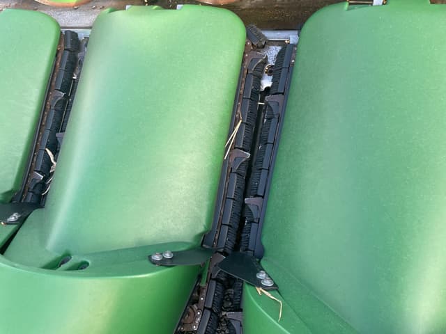 Image of John Deere 612C equipment image 4