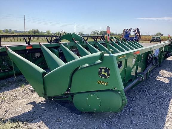 Image of John Deere 612C equipment image 2