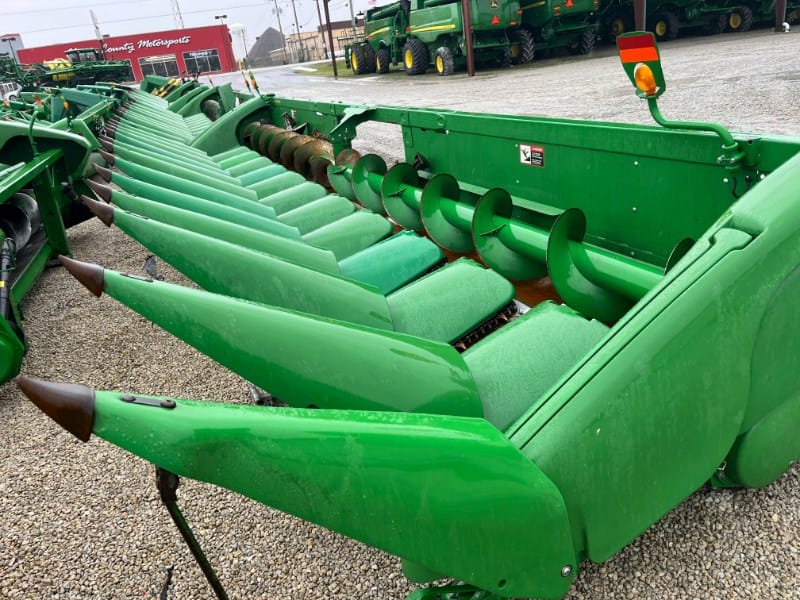 2015 John Deere 612C Equipment Image0