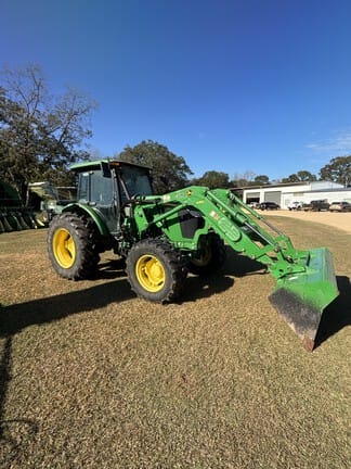 Main image John Deere 6130D