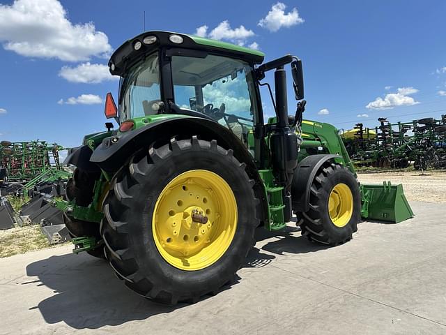Image of John Deere 6130R equipment image 2