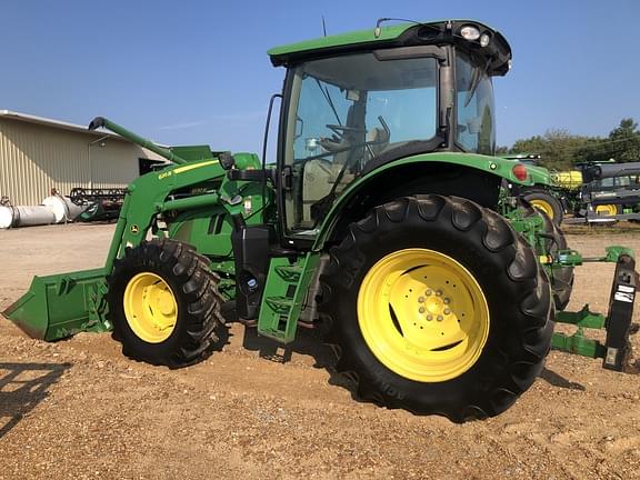 Image of John Deere 6130R equipment image 2