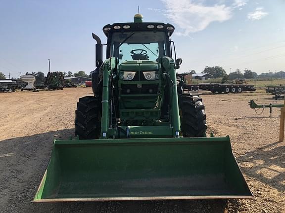 Image of John Deere 6130R equipment image 4