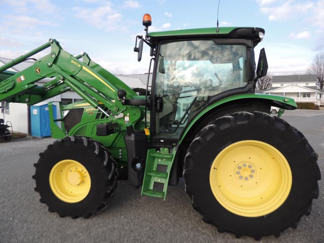 Image of John Deere 6130R equipment image 1