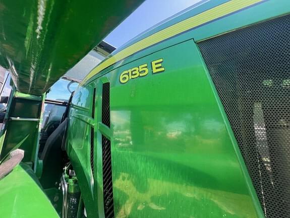 Image of John Deere 6135E equipment image 2
