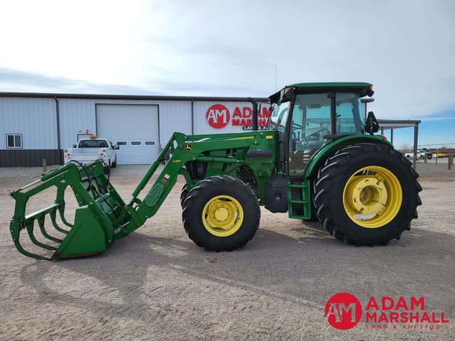 Image of John Deere 6135E equipment image 3