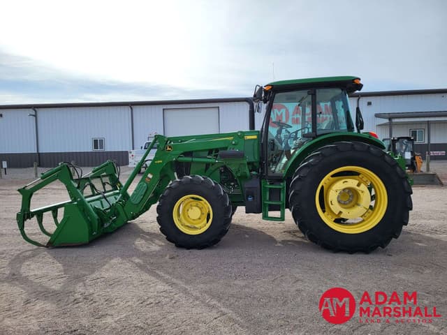 Image of John Deere 6135E equipment image 4