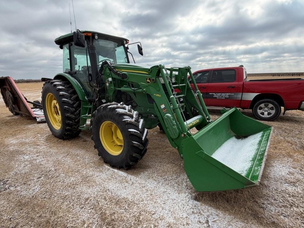 2015 John Deere 6140D Equipment Image0