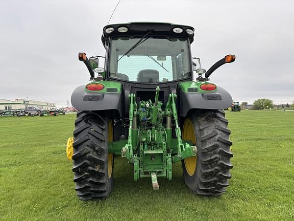 Image of John Deere 6140R equipment image 4