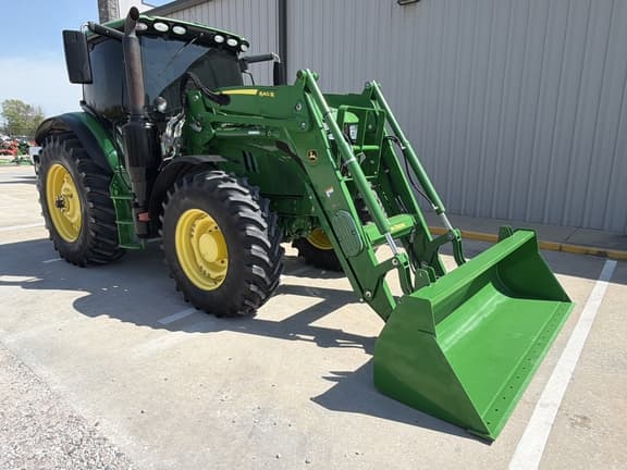 Image of John Deere 6145R equipment image 4