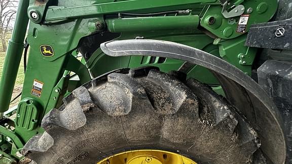 Image of John Deere 6145R equipment image 4