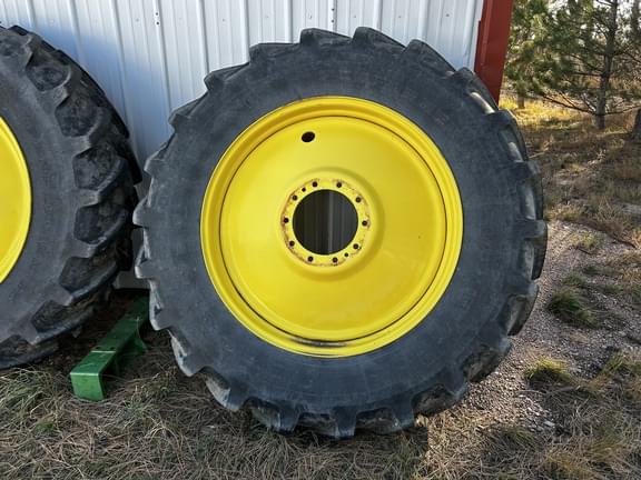 Image of John Deere 6150M equipment image 2