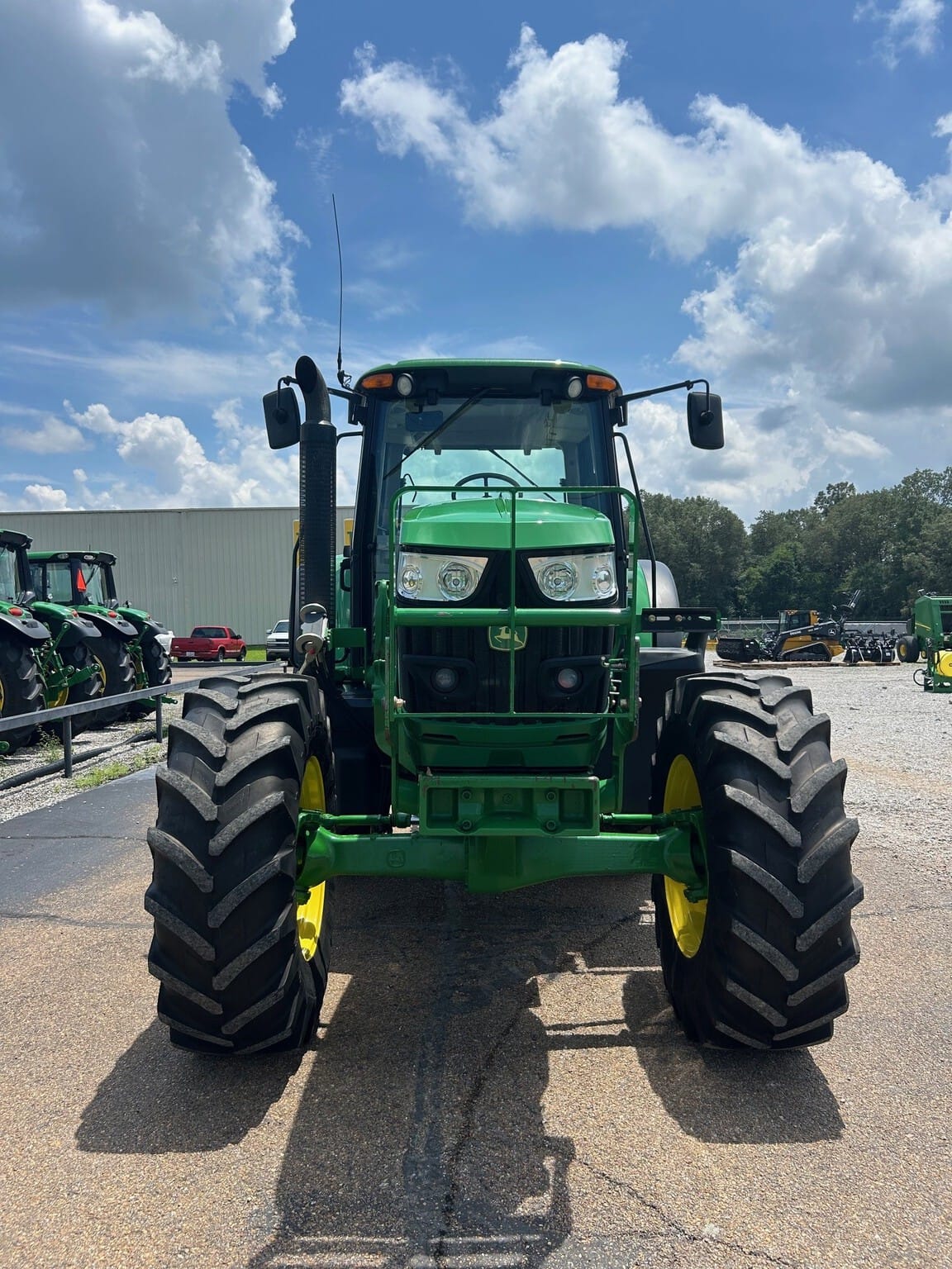 2015 John Deere 6150M Equipment Image0
