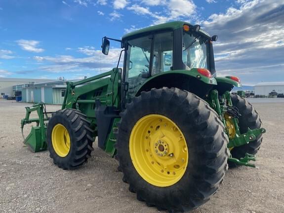 Image of John Deere 6150M equipment image 2