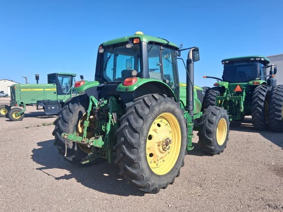 Image of John Deere 6150M equipment image 4
