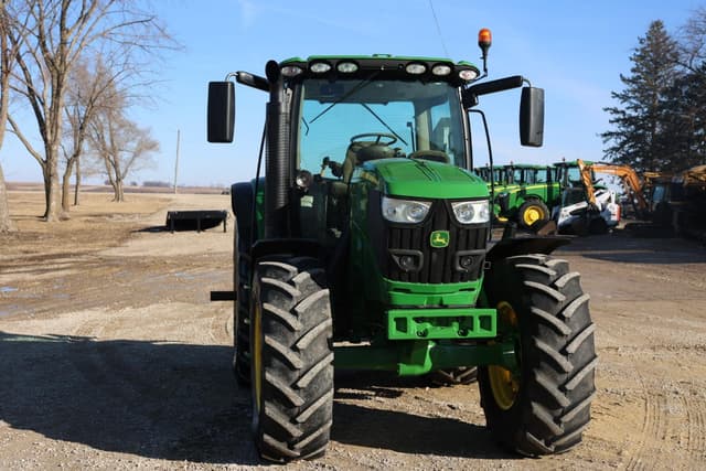 Image of John Deere 6150R equipment image 4