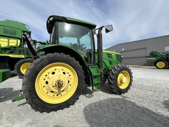 Image of John Deere 6150R equipment image 4