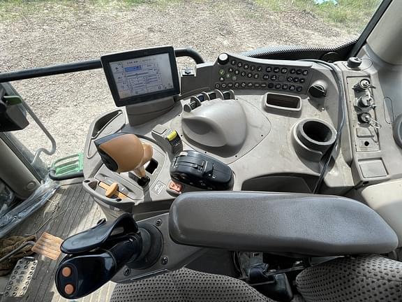 Image of John Deere 6150R equipment image 3