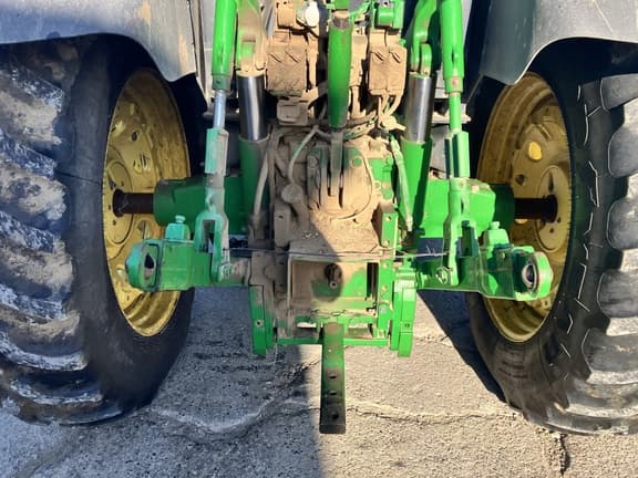 Image of John Deere 6150R equipment image 3