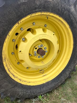 Image of John Deere 6155R equipment image 4