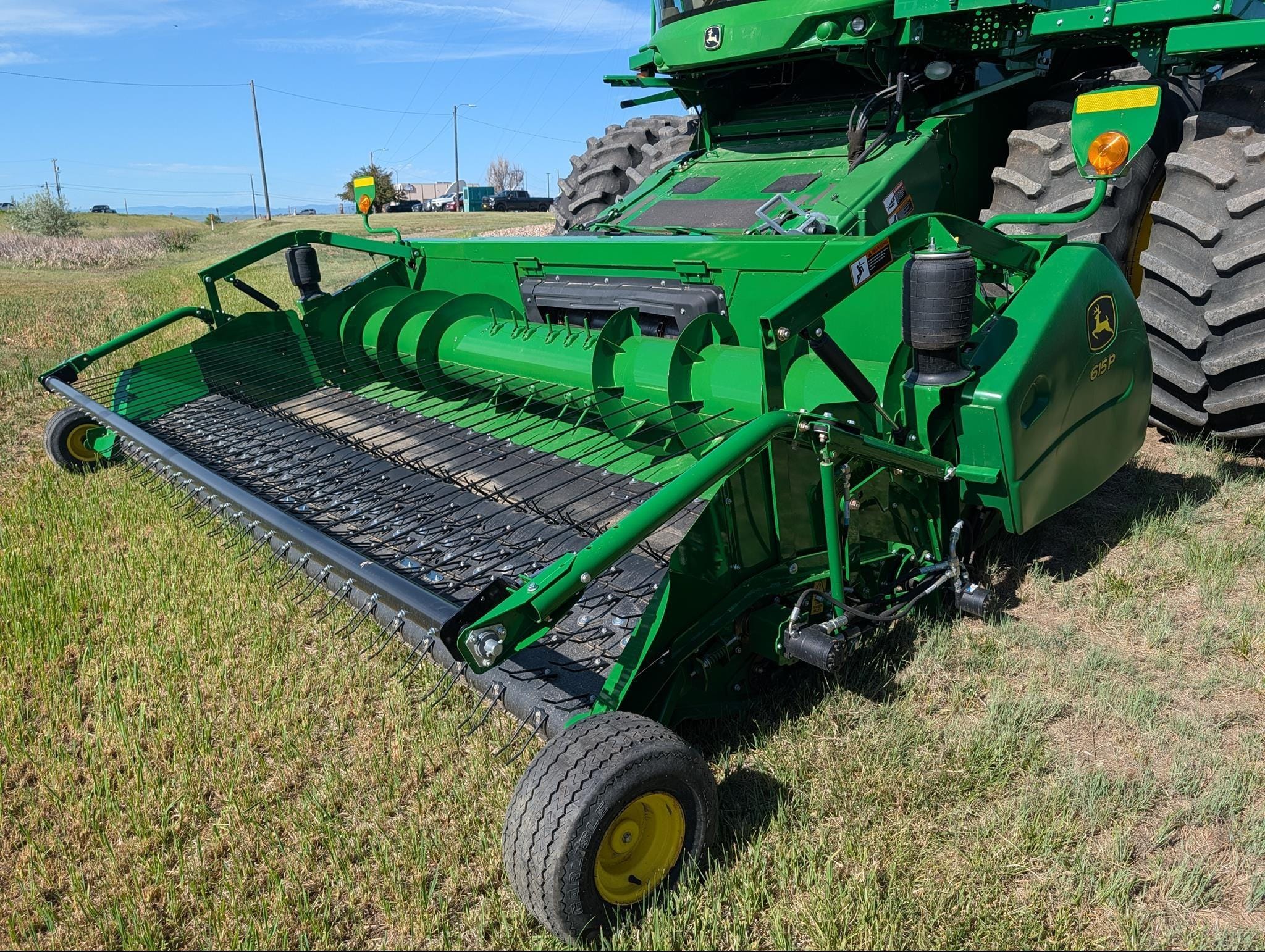 2015 John Deere 615P Equipment Image0