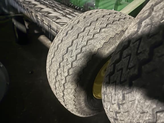 Image of John Deere 615P equipment image 1